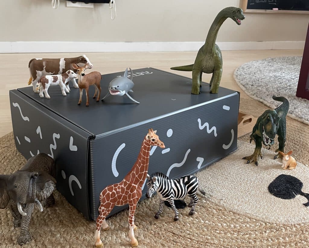 UHLMANN PR I Tribu Box_Schleich_Mietbox