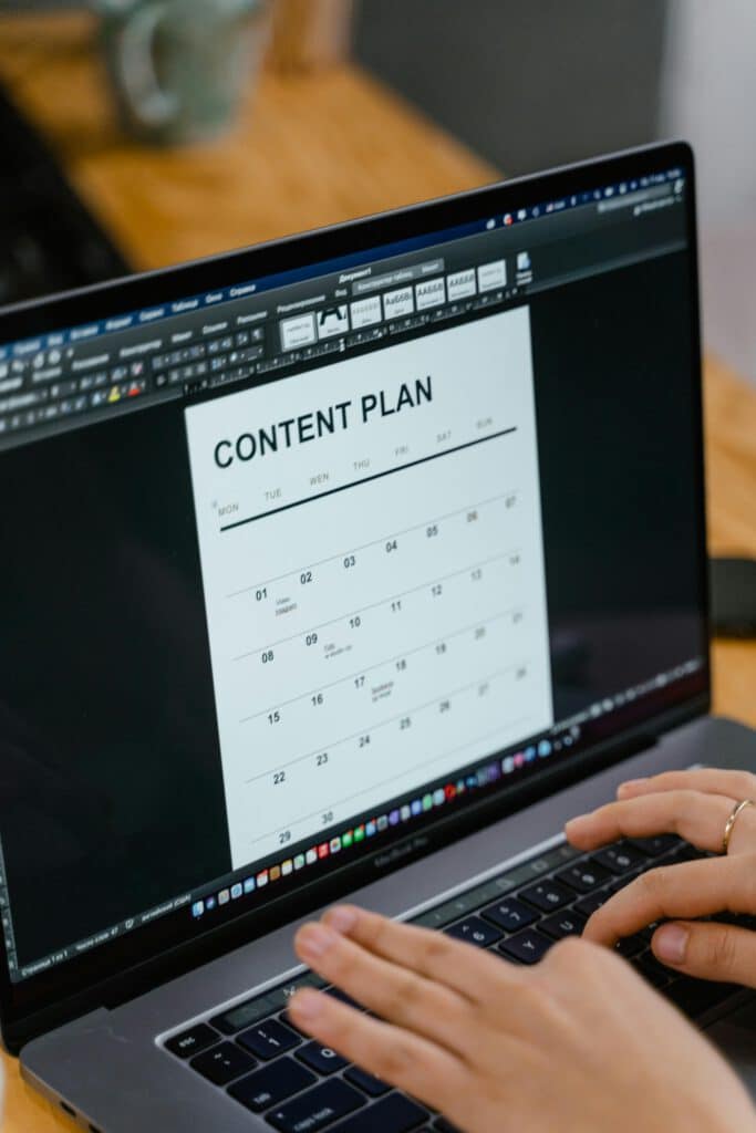 UHLMANN PR I Content Plan